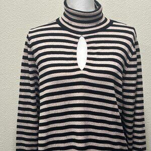 Lane Bryant turtleneck sweater, black and metallic rose gold, 14/16